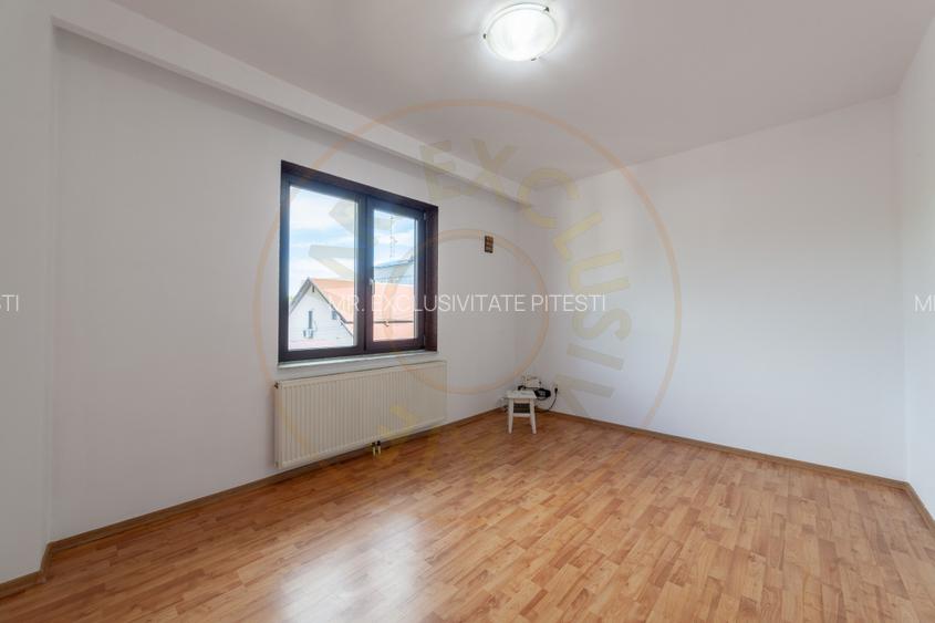 Casă spațioasă cu 8 camere - Pitești - 0% Comision - 7