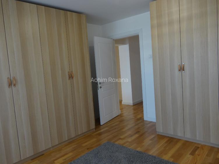 inchiriere ap 3 cam Blv Decebal  - 11