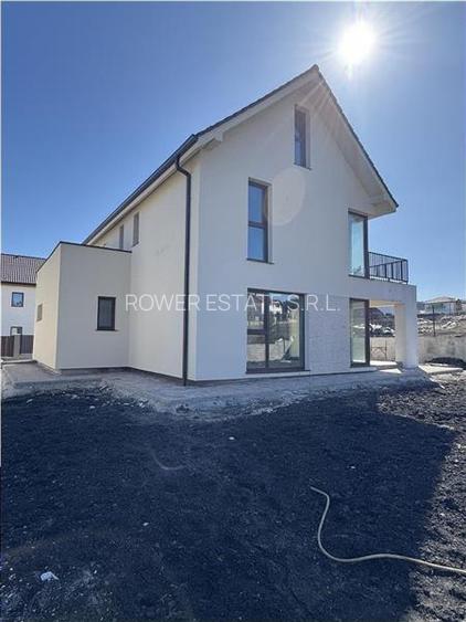 Casa Individuala + Garaj situata in Chinteni - 2