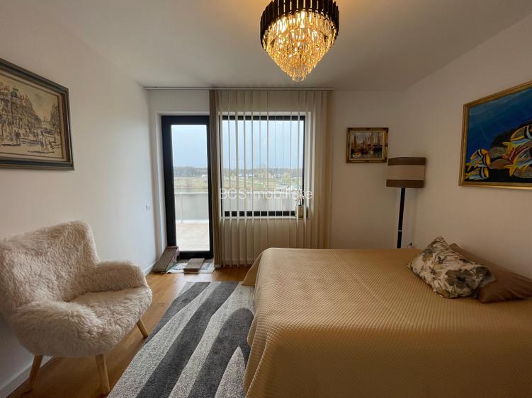 Vanzare VILA la cheie 338 mp  teren 800 mp - pe malul lacului Laguna Verde - 13