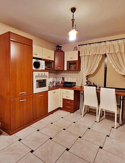 Barnova, casa D+P+E+M, locul perfect pentru inceputuri noi - 9