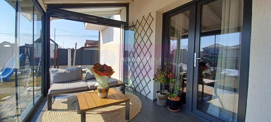 Săbăreni, casă P+1+pod, 5 camere, 130 mp utili, curte 470 mp - 15