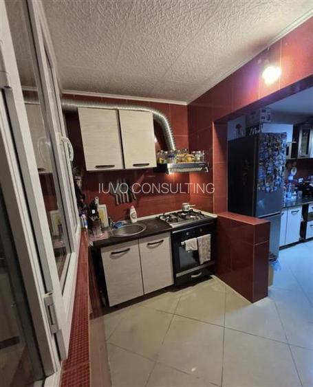 Vanzare Apartament 4 Camere Semidecomandat Berceni-Samoila Dumitru - 16