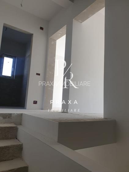 Casa tip duplex semifinisata, garaj, complex  privat, zona strazii Stadionului - 17