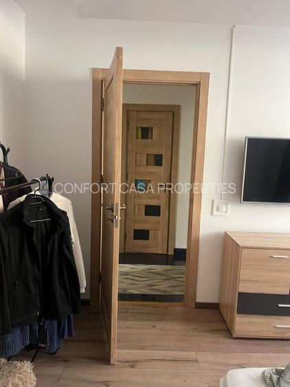 Titan - Apartament 3 camere - renovat - decomandat - mobilat utilat - metrou - 14