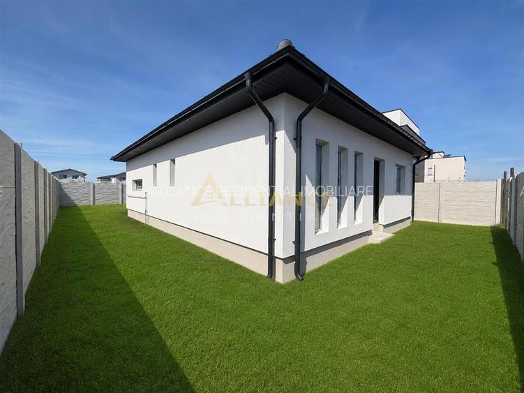 Vila individuala parter ~ 4 camere  2 bai ~ teren 363mp - 2