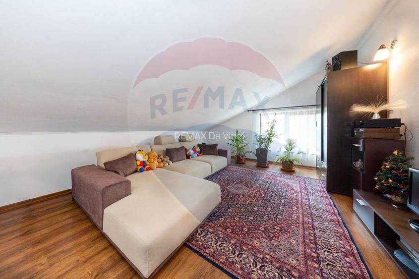 Casă de vânzare P+M - 24