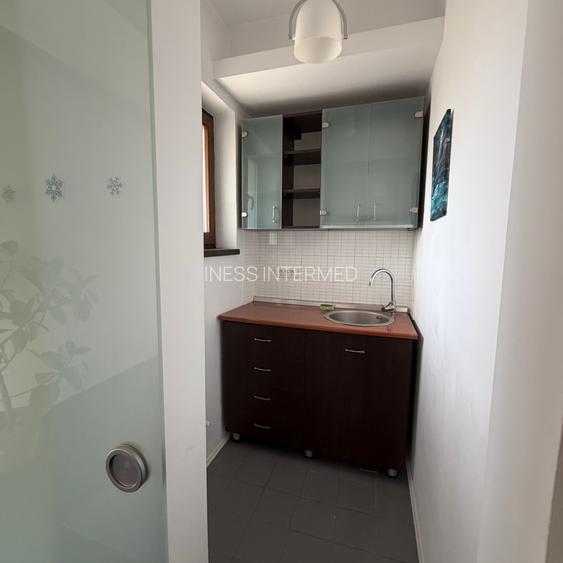Piata Muncii \ duplex in vila \ etaj 1 + mansarda \ 3 camere - 80mp \ - 3