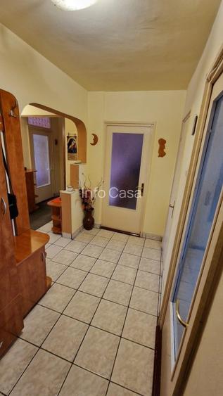 Vand apartament 3 camere decomandat Orastie - 7