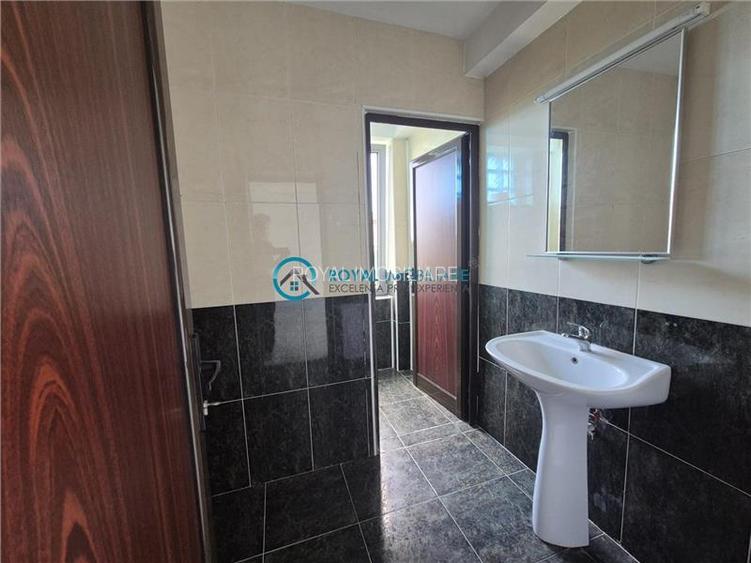 Royal Imobiliare - Vanzare Spatiu Birouri Zona Vest - 36