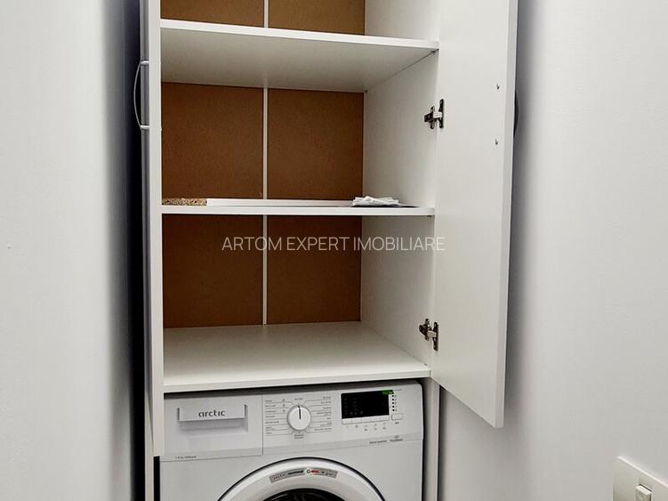 Theodor Pallady/piata Trapezului,1 minut metrou - 15