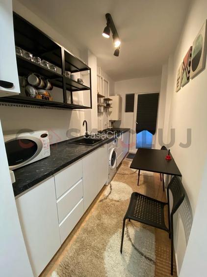 Apartament cu 4 camere, zona McDonald's / Minerva ! - 3