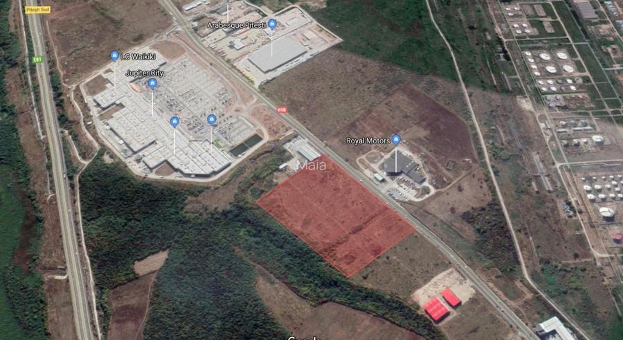 Teren in zona comerciala | Vama Pitesti |  S: 50.000 mp | Deschidere 270m | Auto - 4