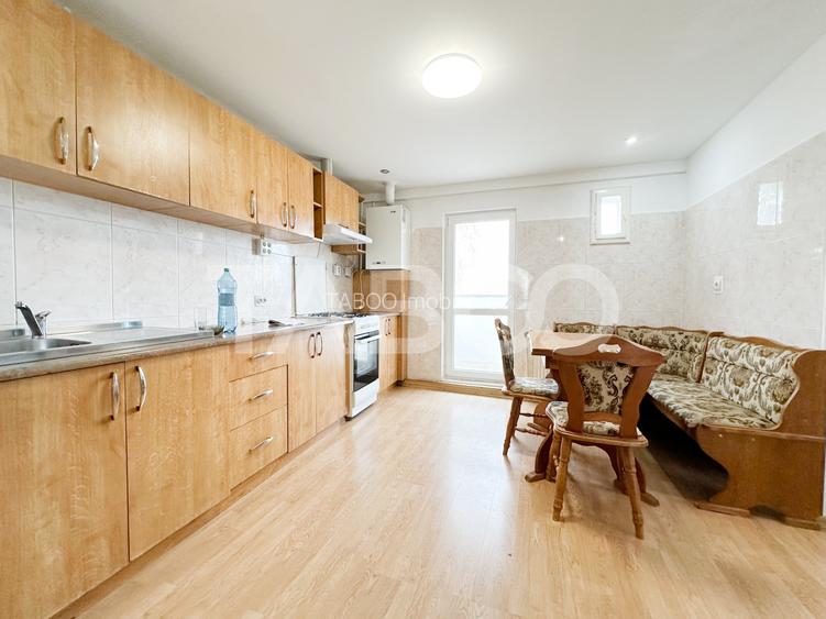 Apartament cu 2 camere decomandate de vanzare in cartierul Zorilor - 4