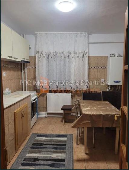 Apartament 2 camere cf 1 semidecomandat zona Brosteni - 6