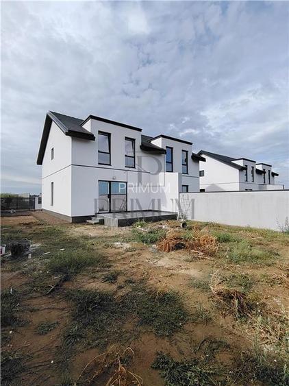 Duplex cu finisaje moderne - spatios - personalizare interioara - toate utilitat - 3