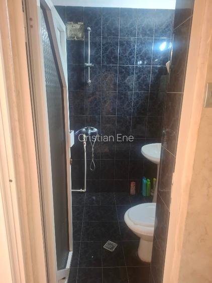 Vând Apartamen 4 camere - 7
