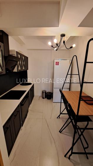 APARTAMENT 3 CAMERE   CU 3 BAI - LUX - LOC PARCARE - COMISION 0 - 48