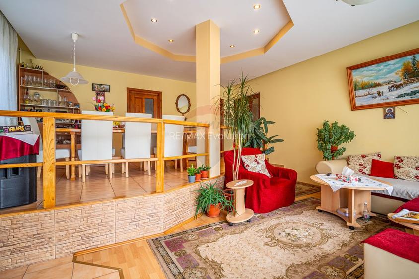 Casa spatioasa in Busteni, cu vedere superba catre Muntii Bucegi - 5