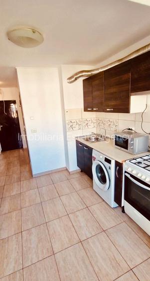 Garsoniera Alba Iulia, stradal, 10 minute de metrou, mobilată si utilată modern - 4