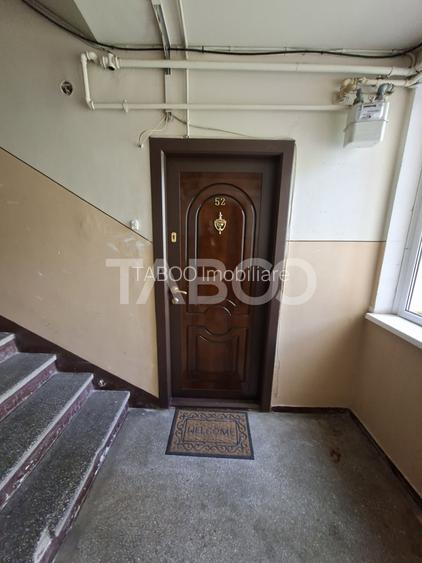 Apartament de vanzare 2 camere decomandate Mihai Viteazu etaj 1 - 8