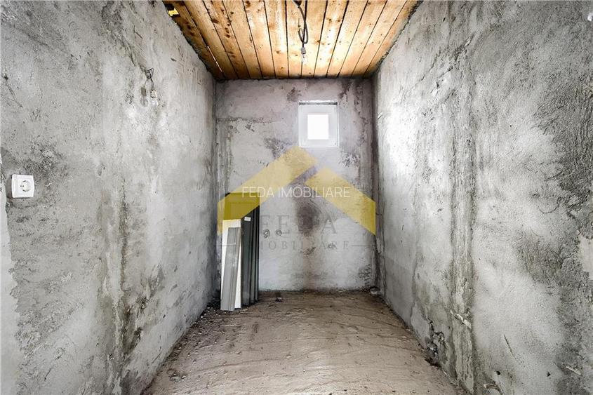 Casa noua de vanzare orasul Ineu - 53