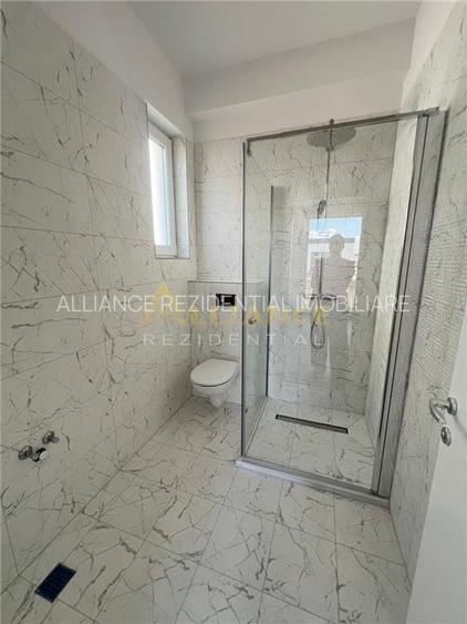 Casa individuala - 4 camere  - 2 bai - in ansamblu rezidential-str asfaltata - 10