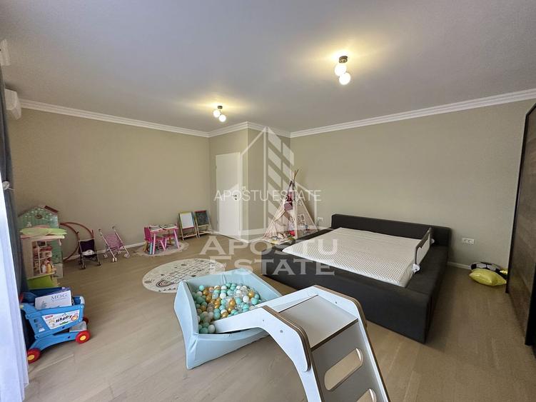 Penthouse 4 camere de vanzare, 2 bai complet mobilat si utilat - Giroc - 24