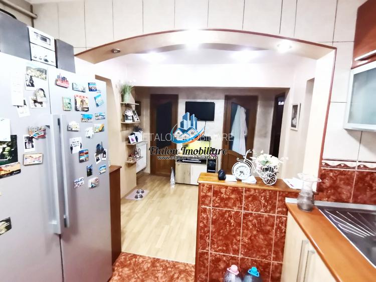 Apartament 3 camere decomandat, zona Spital Piatra Neamt - 5