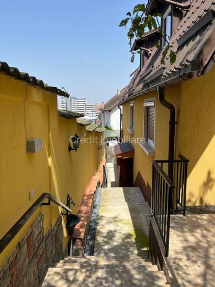 Va oferim spre vanzare o casa singur in  curte zona Racadau Brasov - 25