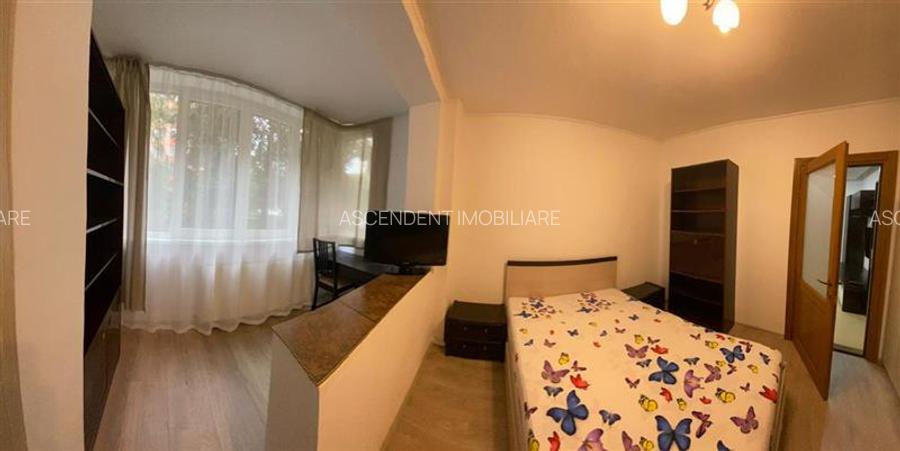 Decomandat, loc parcare, zona Grivitei, Brasov - 12