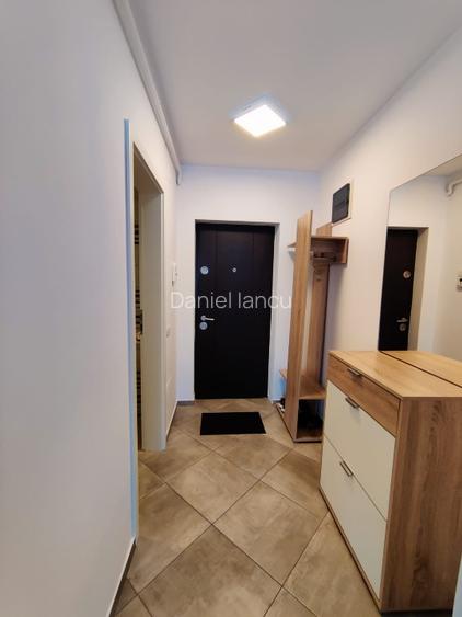 Persoană închiriez apartament 2 camere - 4