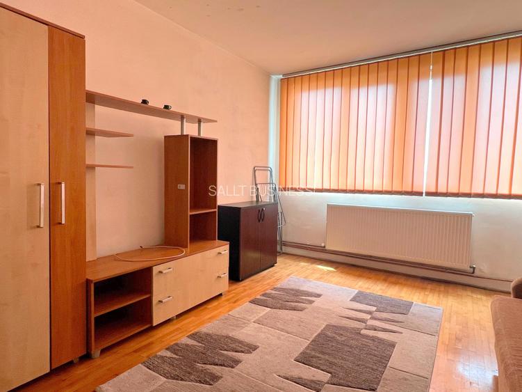 Inchiriere apartament 2 camere, zona Mall - 4