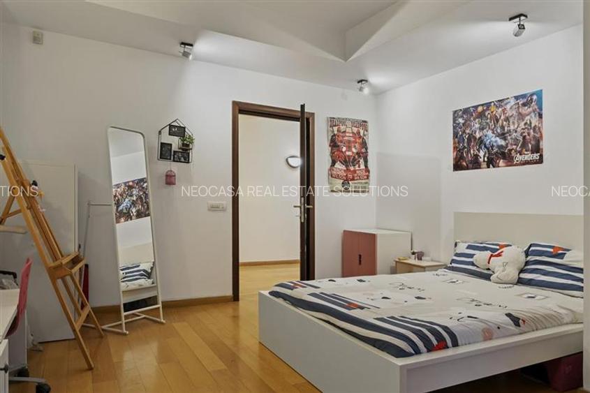 Vila de lux in apropiere de Cambridge School | Curte superba - 40