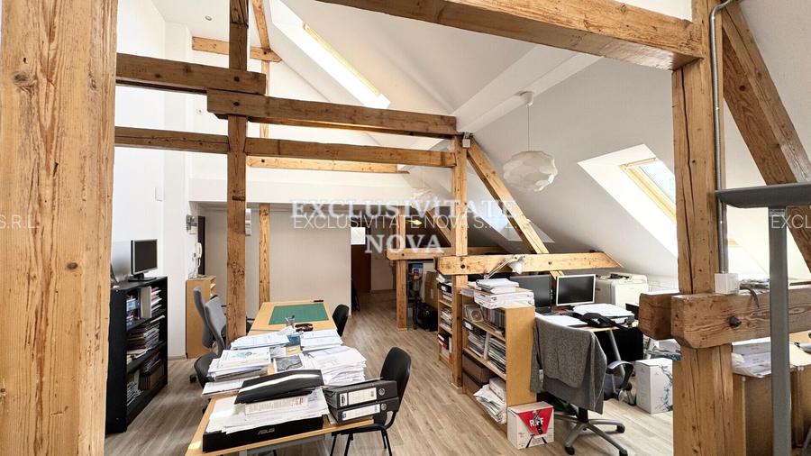 UNIVERSITATE - Batistei - Vanzare MANSARDA in VILA  Interbelica ! - 12