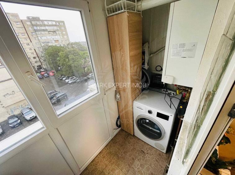 2 CAMERE // REPUBLICII // MOBILAT - 4