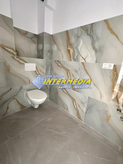 Apartament 3 camere  | 1 Baie | 1 Balcon | 60 mp. | Bloc NOU | Lift  | Central I - 11