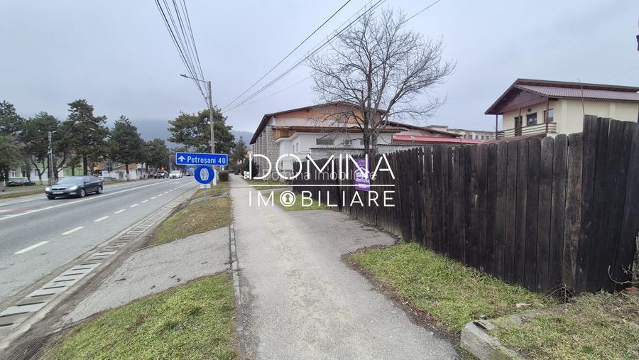 Închiriere teren intravilan, situat în Bumbești Jiu, strada Parângului - 2