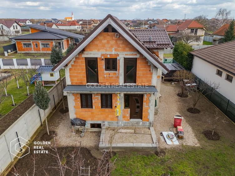 Casa noua la gri in localitatea Zadareni, comision 0% - 4