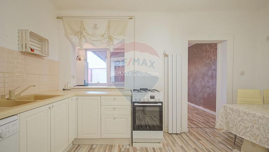 COMISION 0 | Apartament 4 camere + Curte | Zona Tractorul - 24