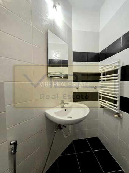 Copou-Parcul Copou/Universitate -Bloc nou - 3 camere  -parcare privata ! - 16