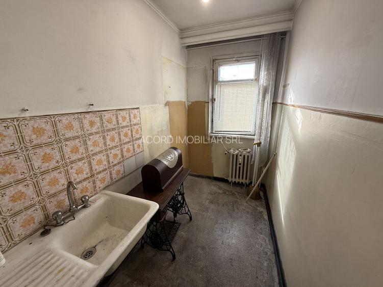 Apartament 2 camere zona Casa de Cultura - 5