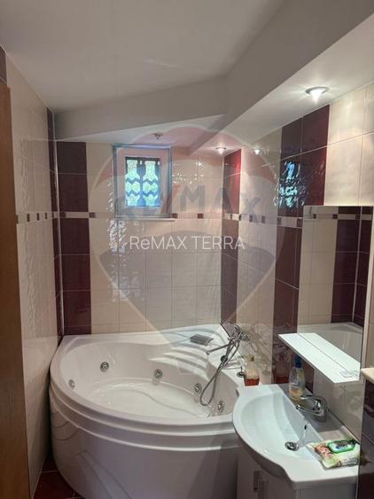 DE INCHIRIAT APARTAMENT LUX  zona Vivo Mall - 7