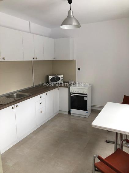 Apartament in casa, zona Patria - 3