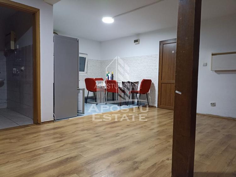 Apartament 3 camere 2 bai zona mehala la curte comuna - 2