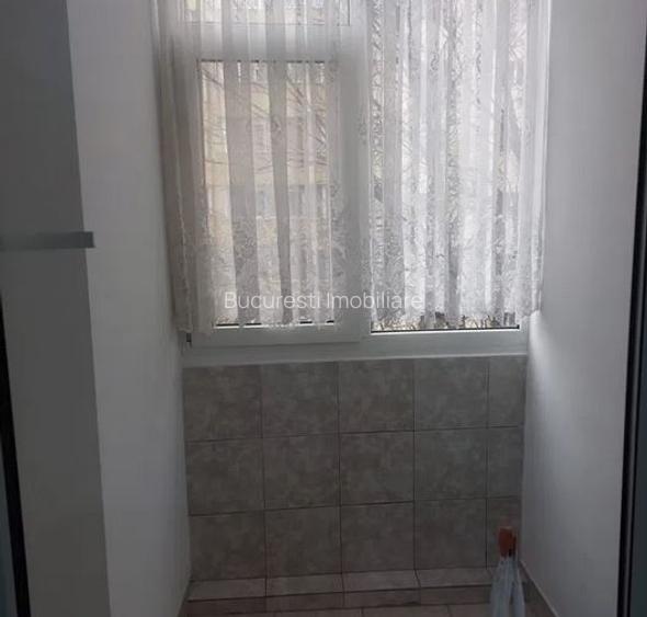 Garsoniera,Piata Iancului,Metrou,bl.1980,et.4/10,DECOMANDATA,Libera - 5