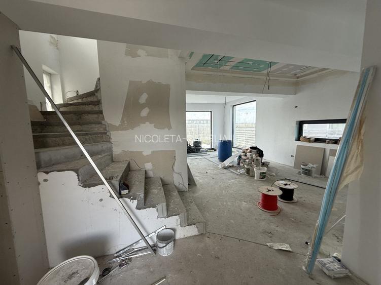 CASA| VILA INDIVIDUALA | LUX| COM 0% | 5 CAM| PROPRIETAR| NOU ! CURTE - 43