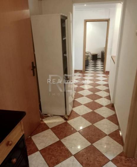 3 camere, 2/10, anvelopat, 70 mp, bloc 1980-Gorjului - 5