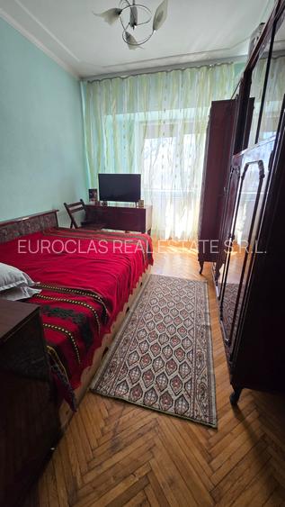 Apartament 3 camere decomandate - Bd.Mamaia - zona Delfinariu - 155.000 euro - 3