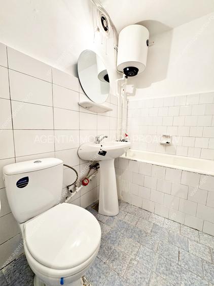 Apartament cu 3 camere, în cartierul Micro 16, 70 mp. - 8